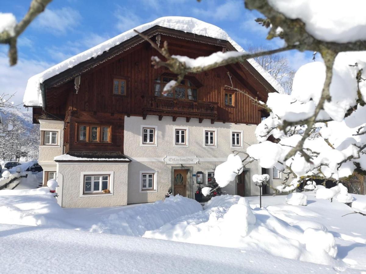 Erlachmuehle Mondsee Buitenkant foto